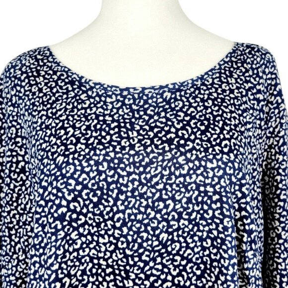 Women's Plus Size 2X Navy Leopard Round Neck Tiered Short Ruffled Sleeve Blouse - Picture 2 of 11